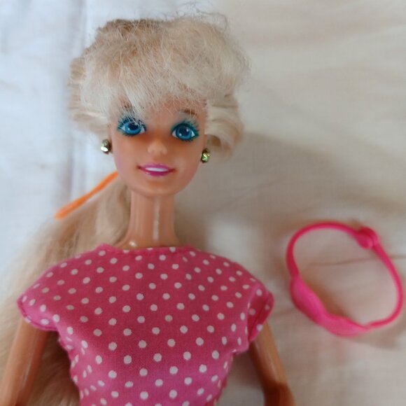 1976 Mattel Barbie Blonde Hair & Blue Eyes Twist & Turn at Waist - Knees Bend - Picture 12 of 12